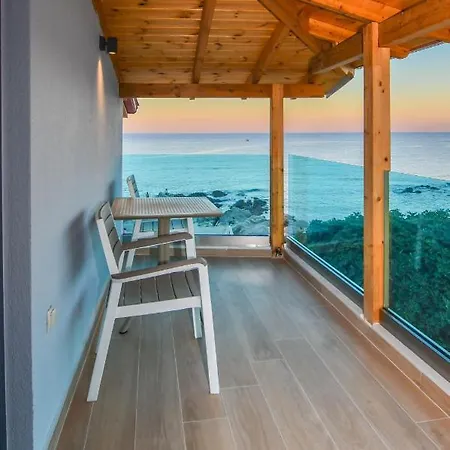 Athos Veranda